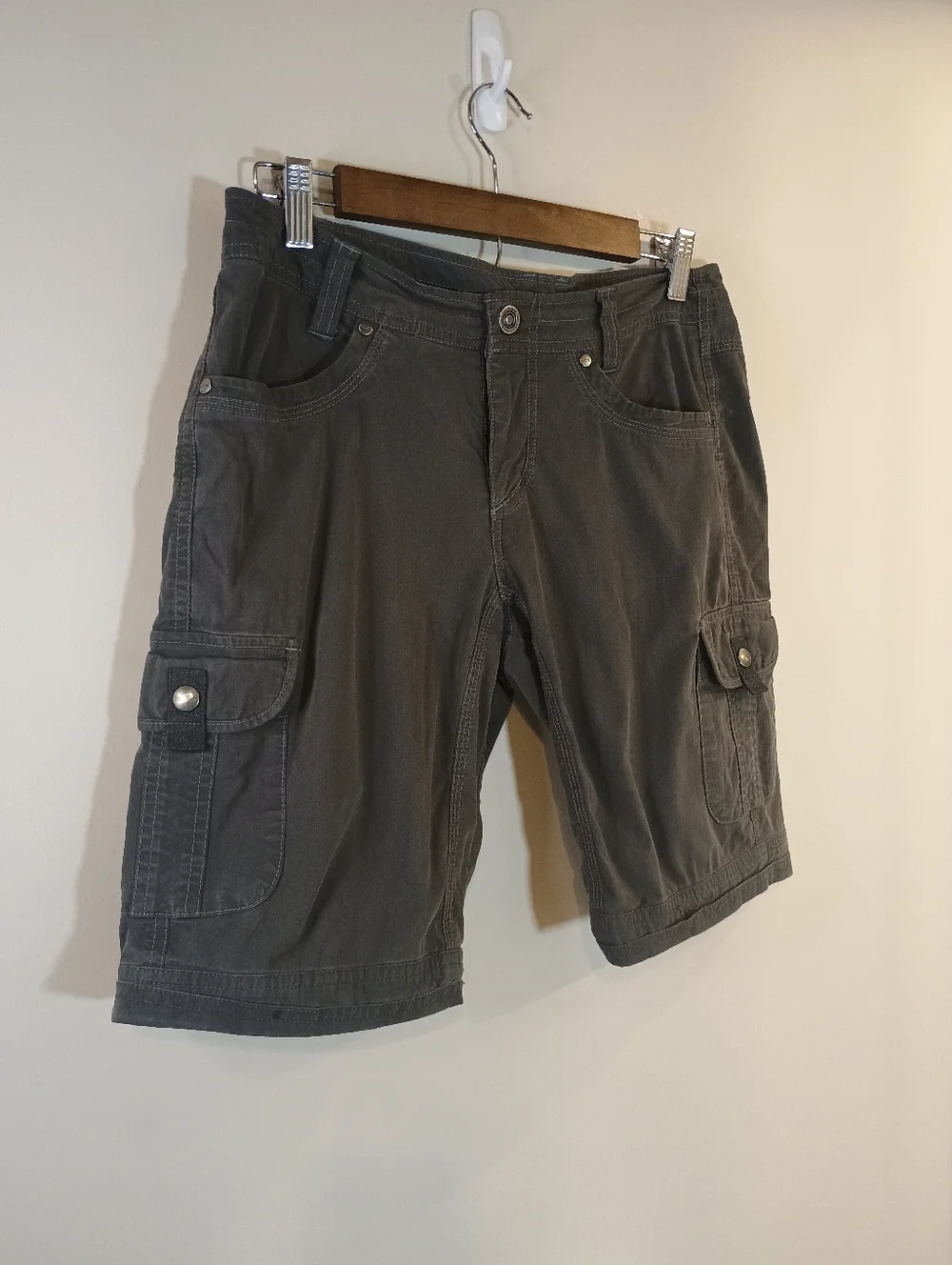 Kuhl Women's Casual Cargo Shorts in Dark Gray - Picture 2 of 14